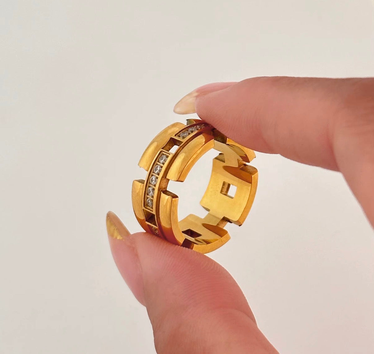 Vionne Ring