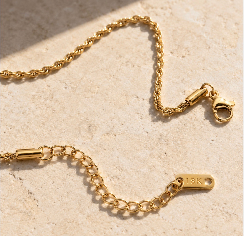 Aura Link Necklace