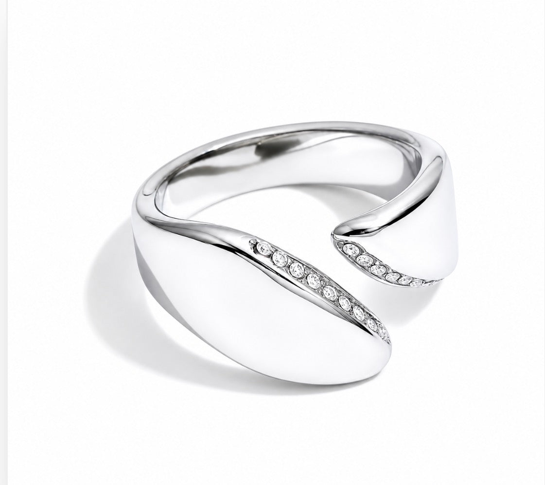 Axis Ring