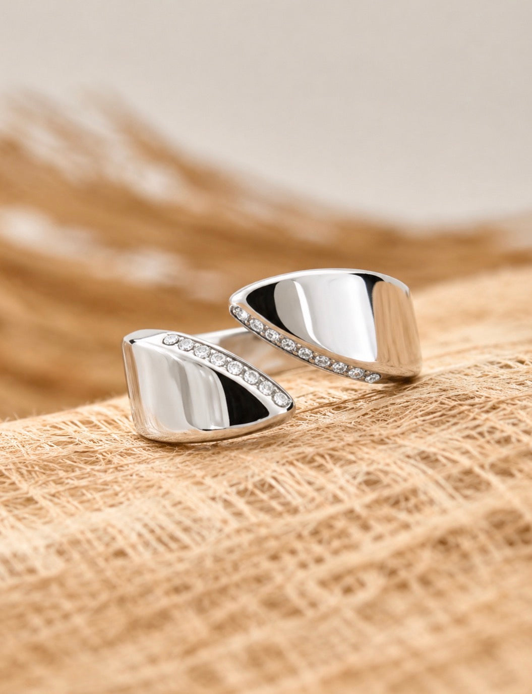 Axis Ring