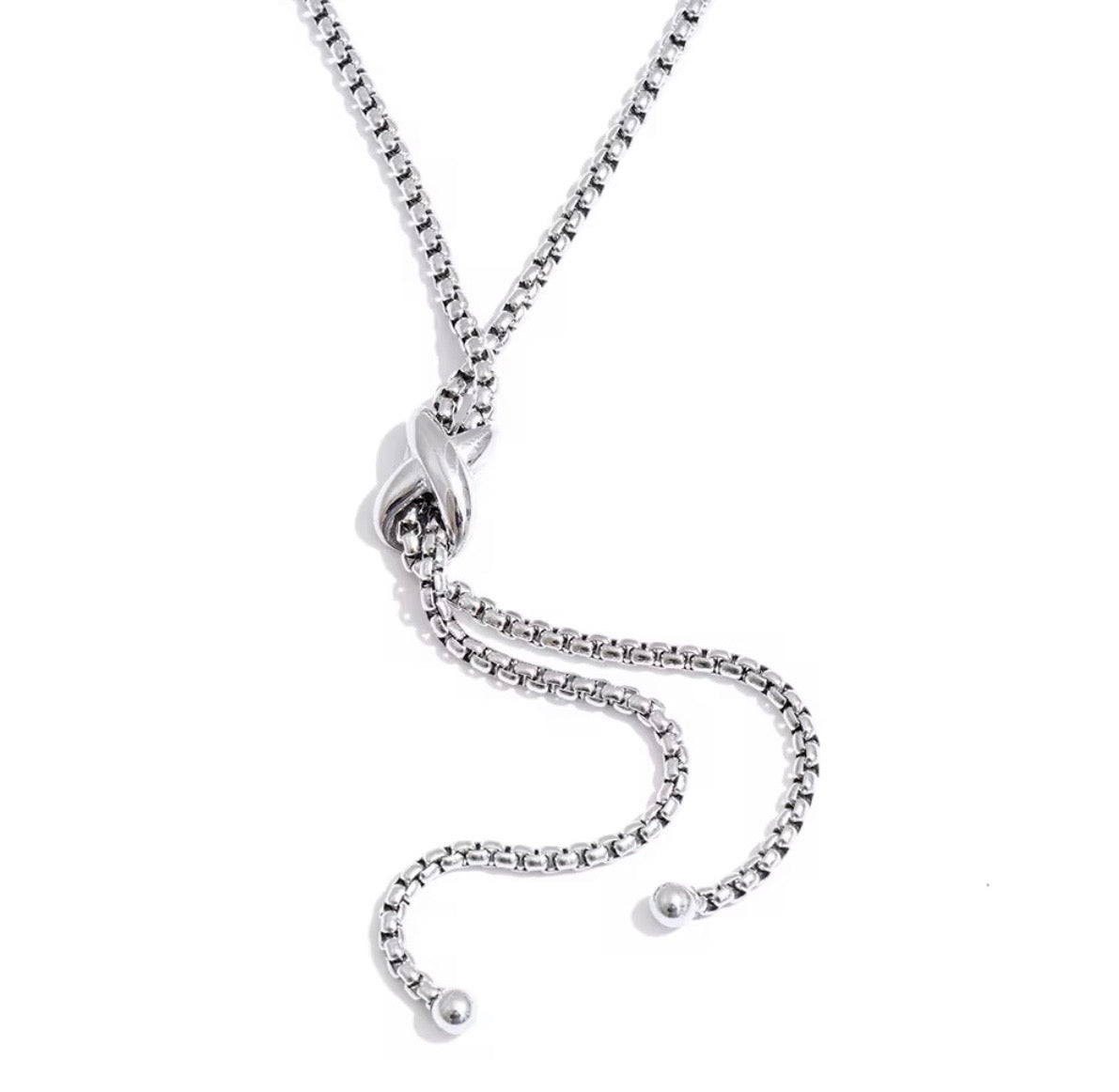 Elara Silver Necklace