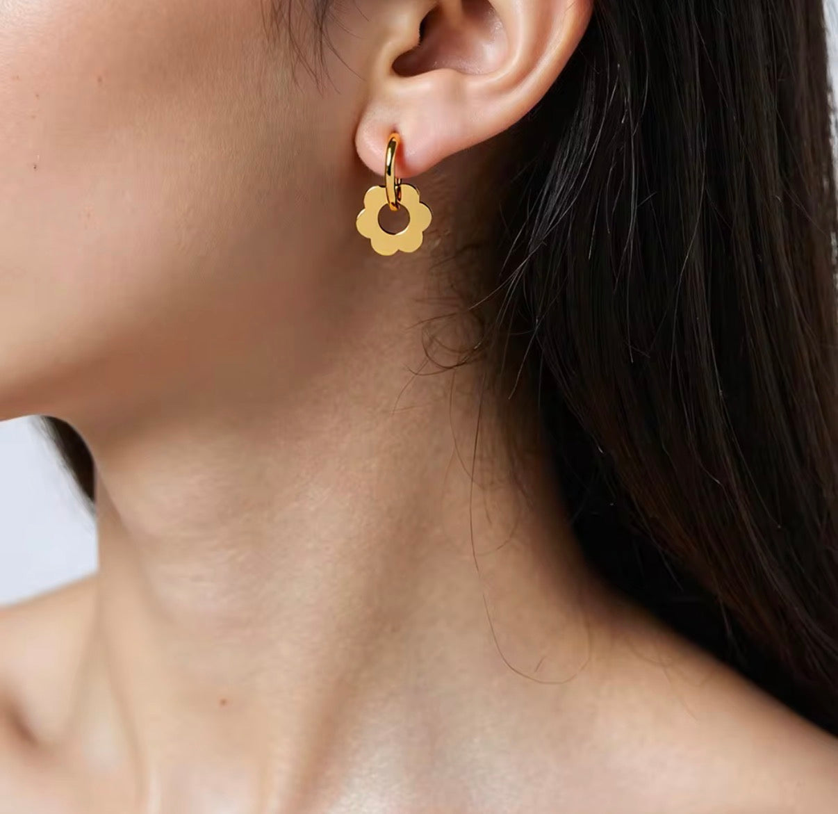 First Date Earrings~Gold
