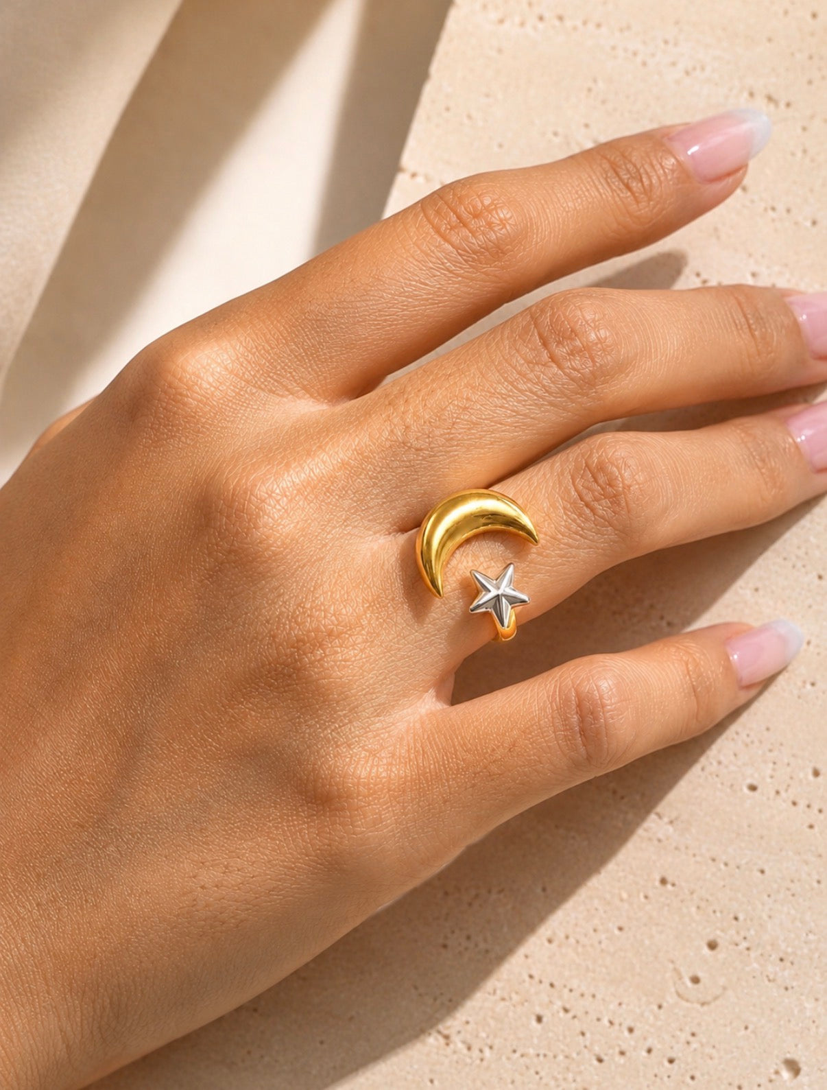 Cosmic Eclipse Ring