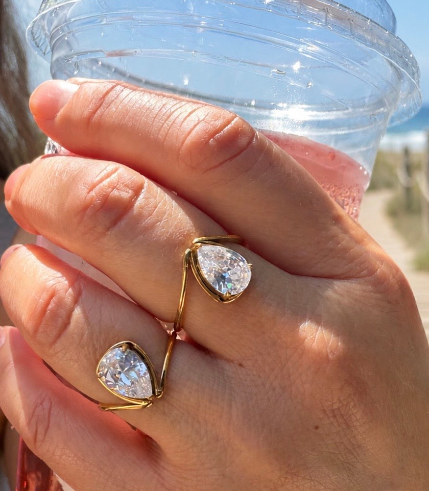 Dual Muse Pear Ring
