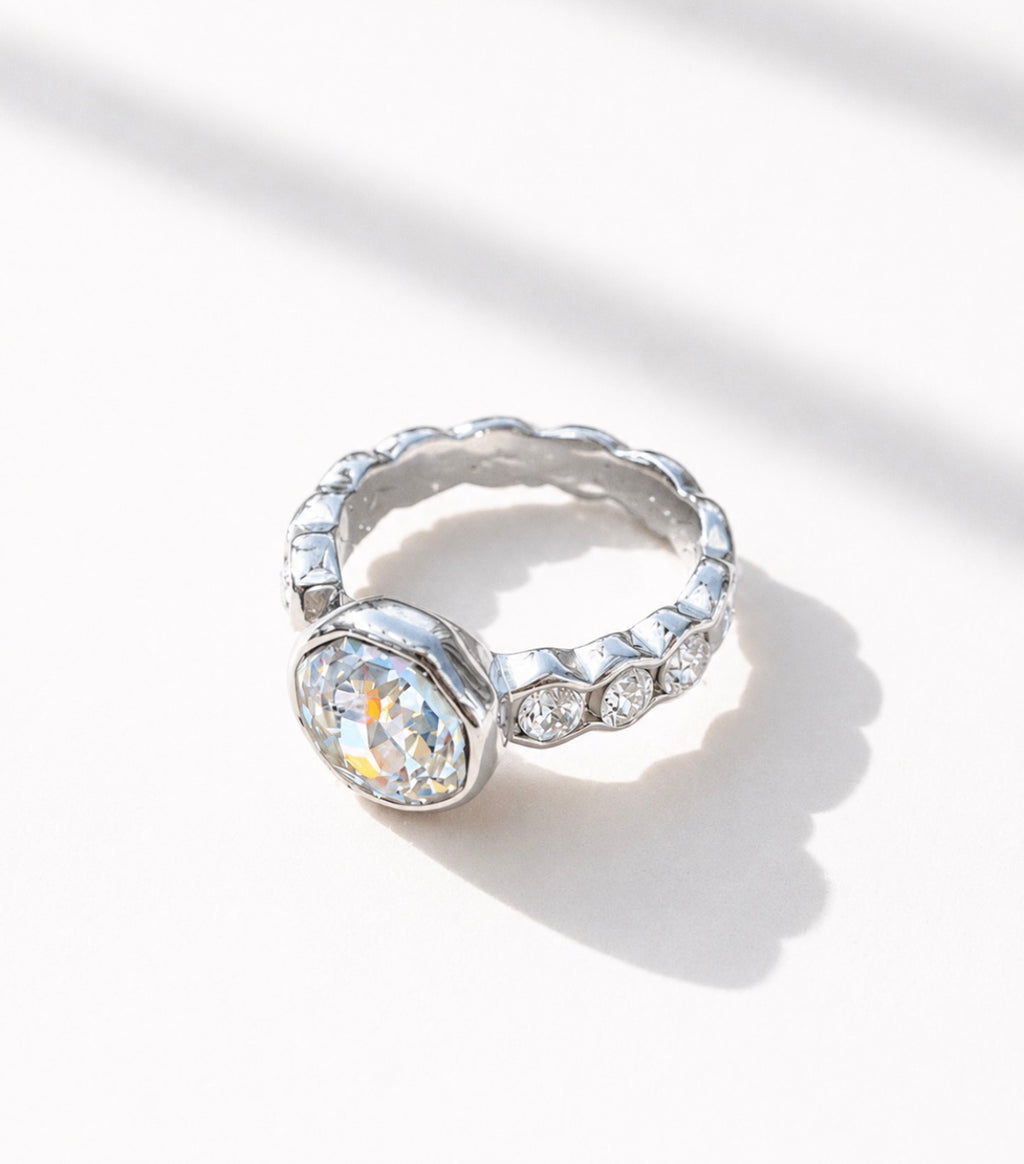 Endless Shine Ring