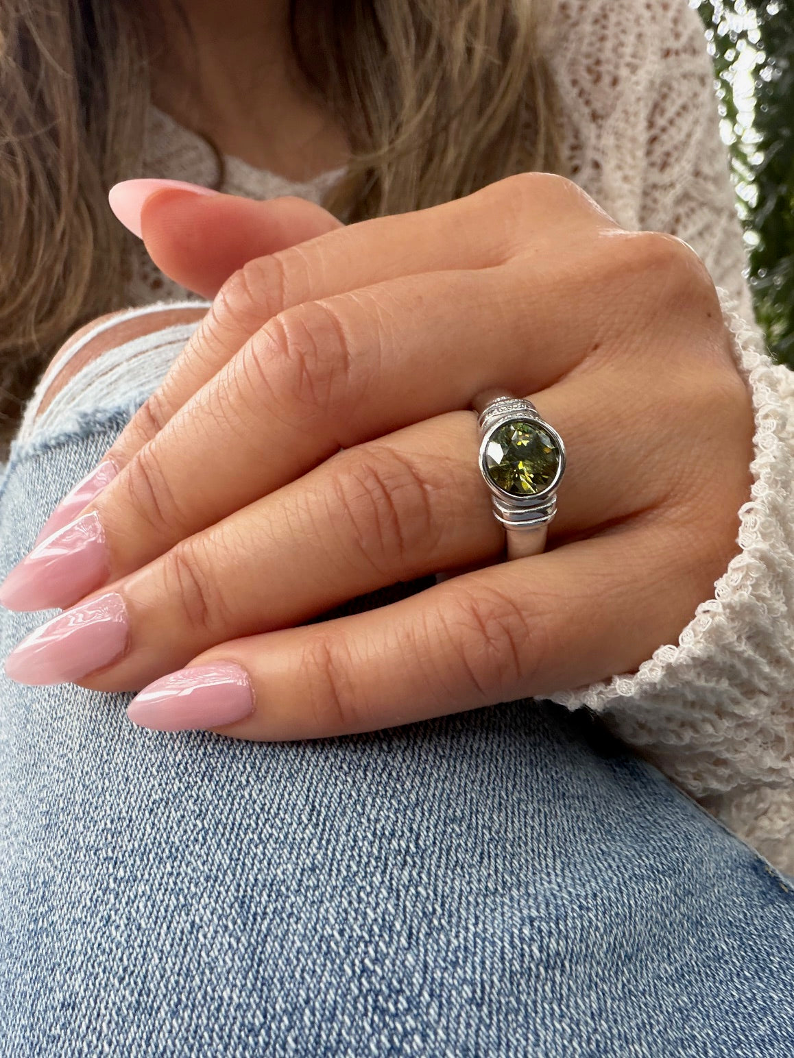 Evara Ring