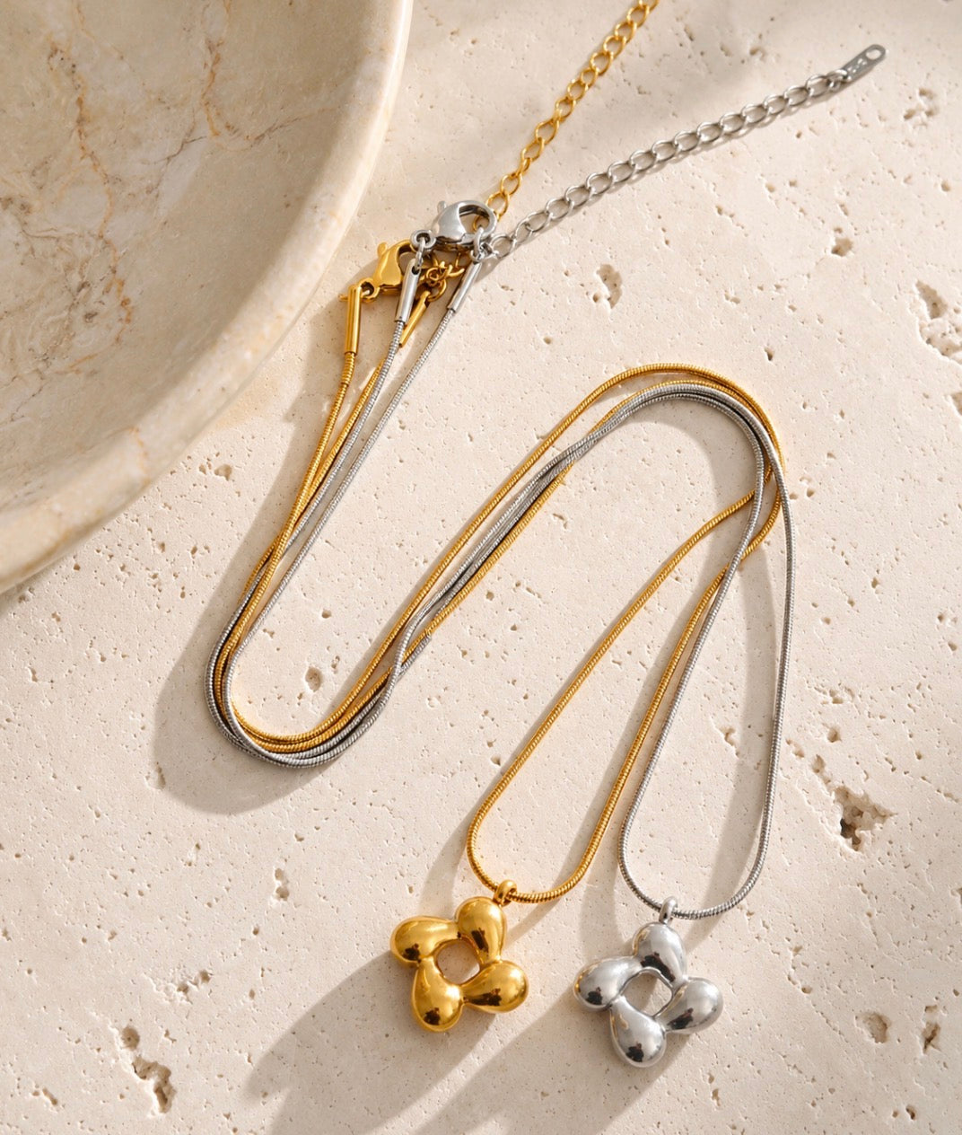Everlink Gold Necklace
