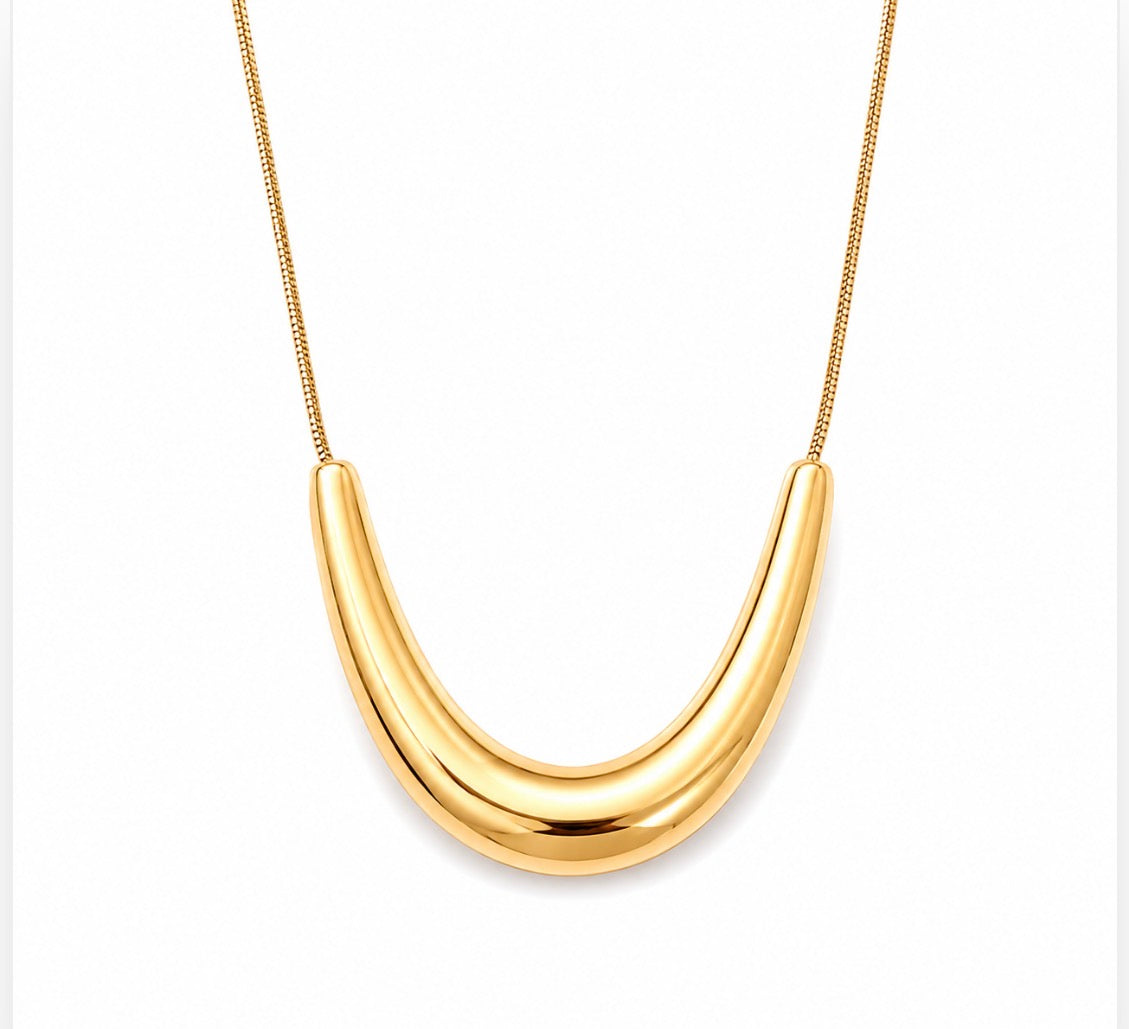 Moon Baby Necklace Gold