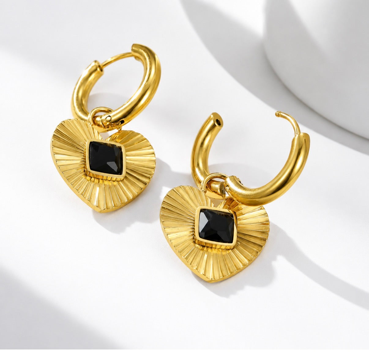 Golden Eclipse Hearts