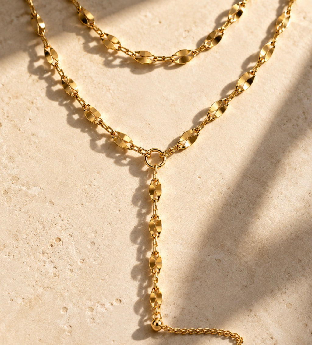 Golden Temptation Lariat
