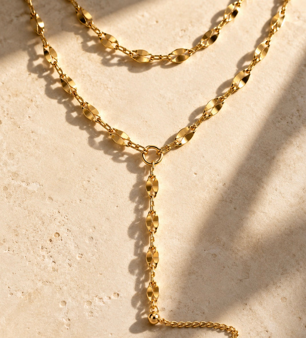 Golden Temptation Lariat