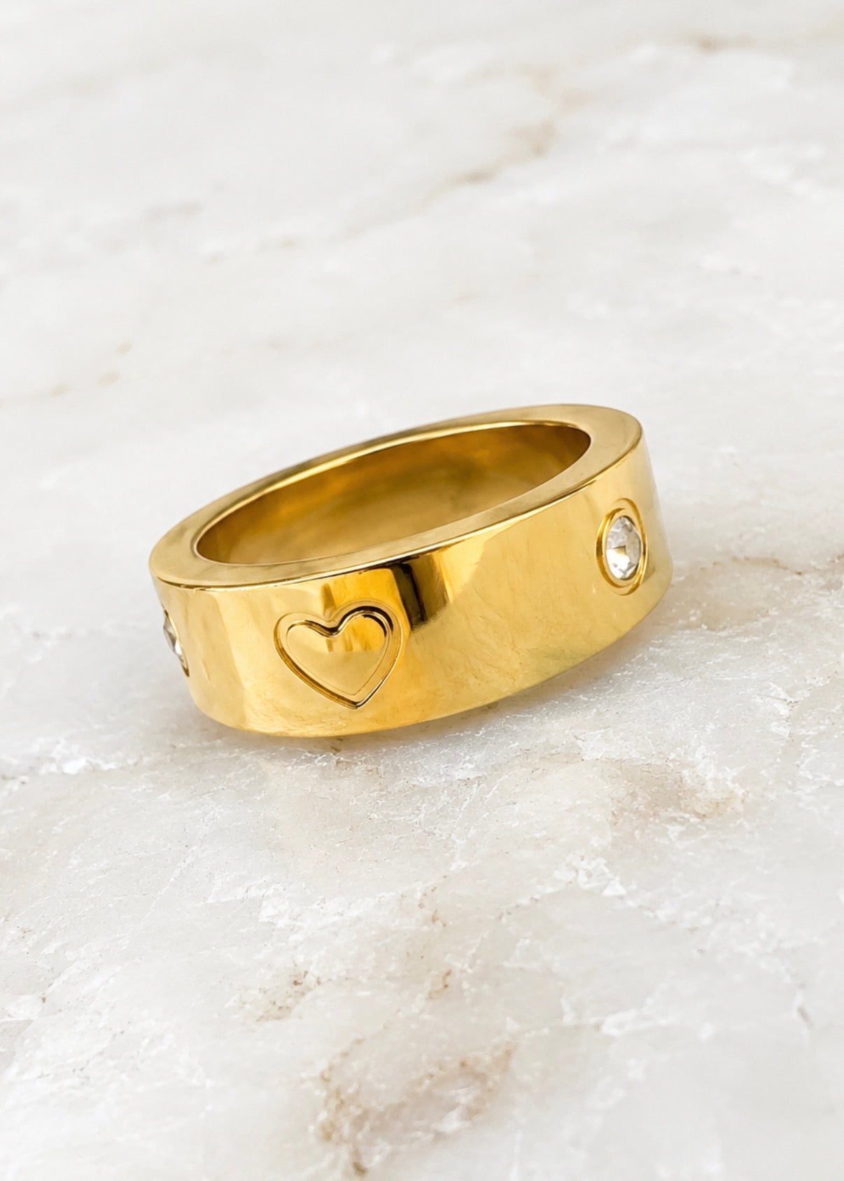 Heartline Luxe Ring Gold