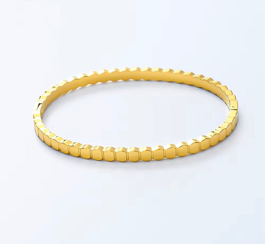 Saint Sol Gold