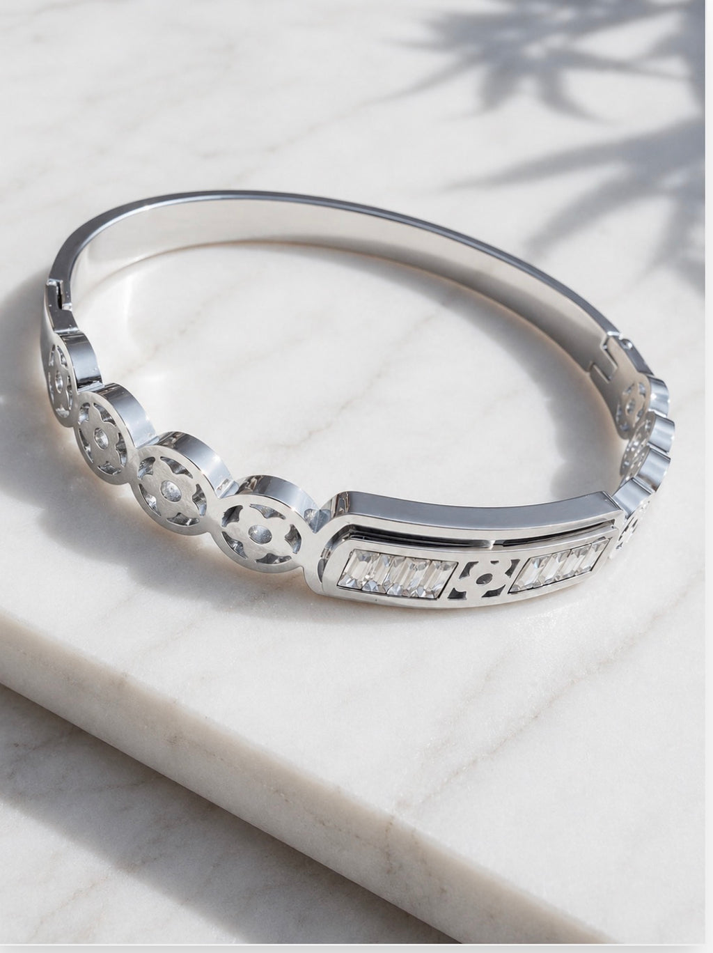 Iconic Bangle Silver