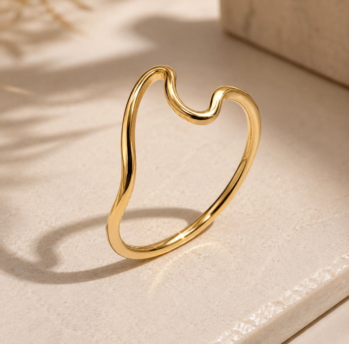 Lumina Wave Ring