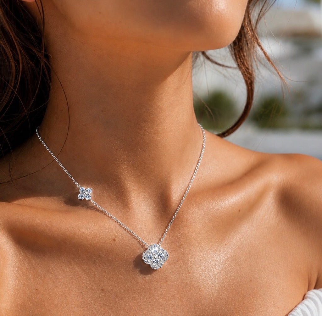 Clover Glow Silver