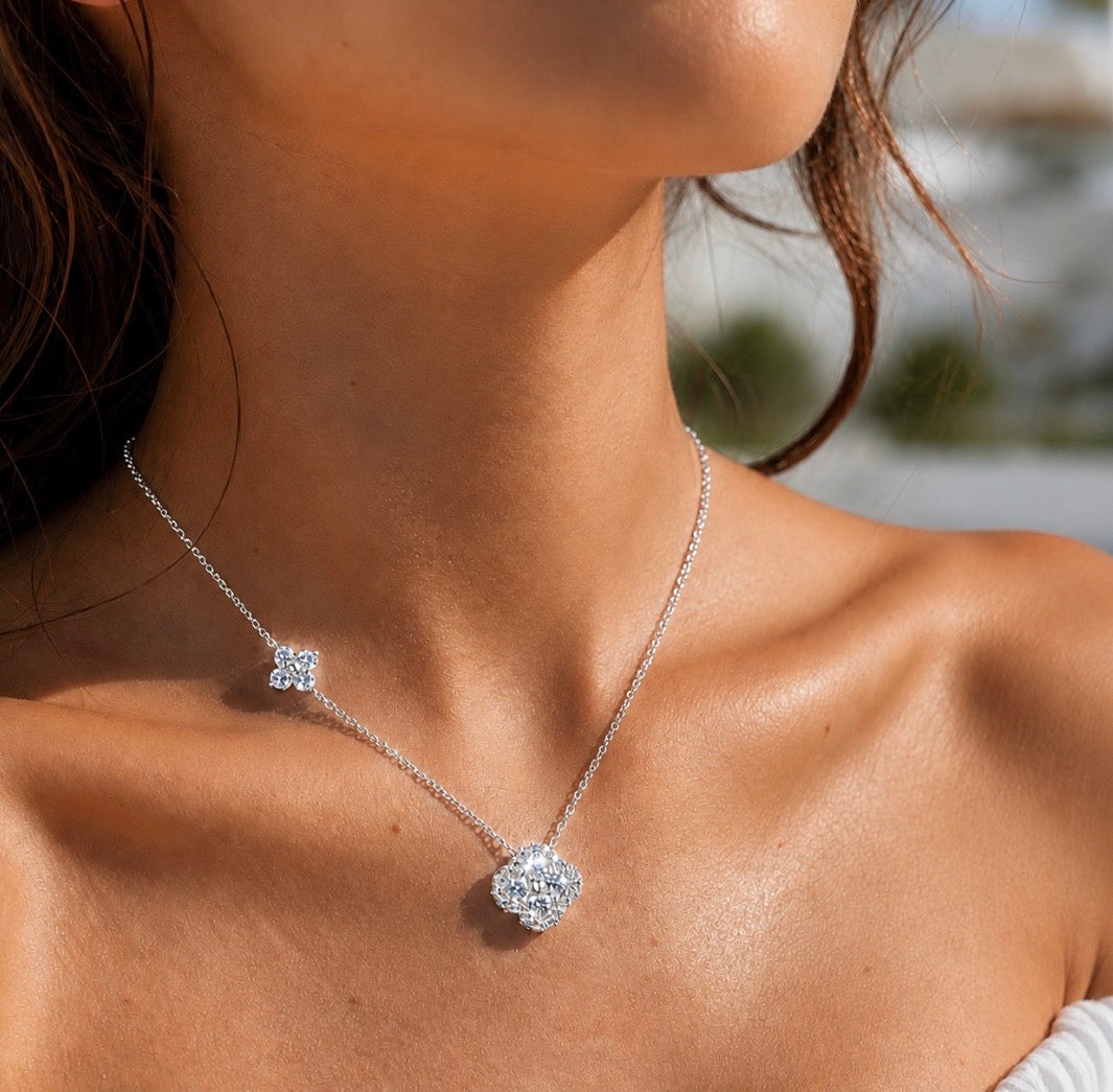 Clover Glow Silver