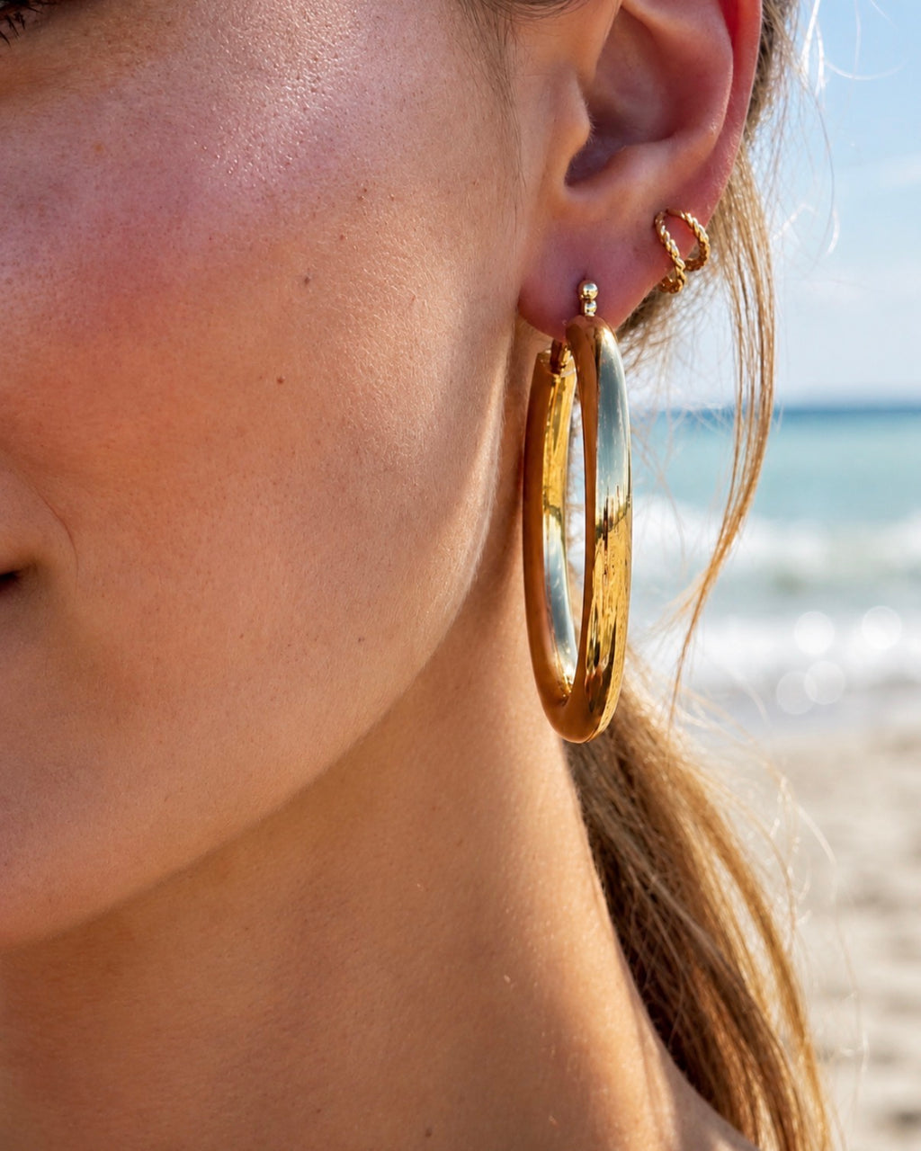 Mirror Glow Hoops~Gold