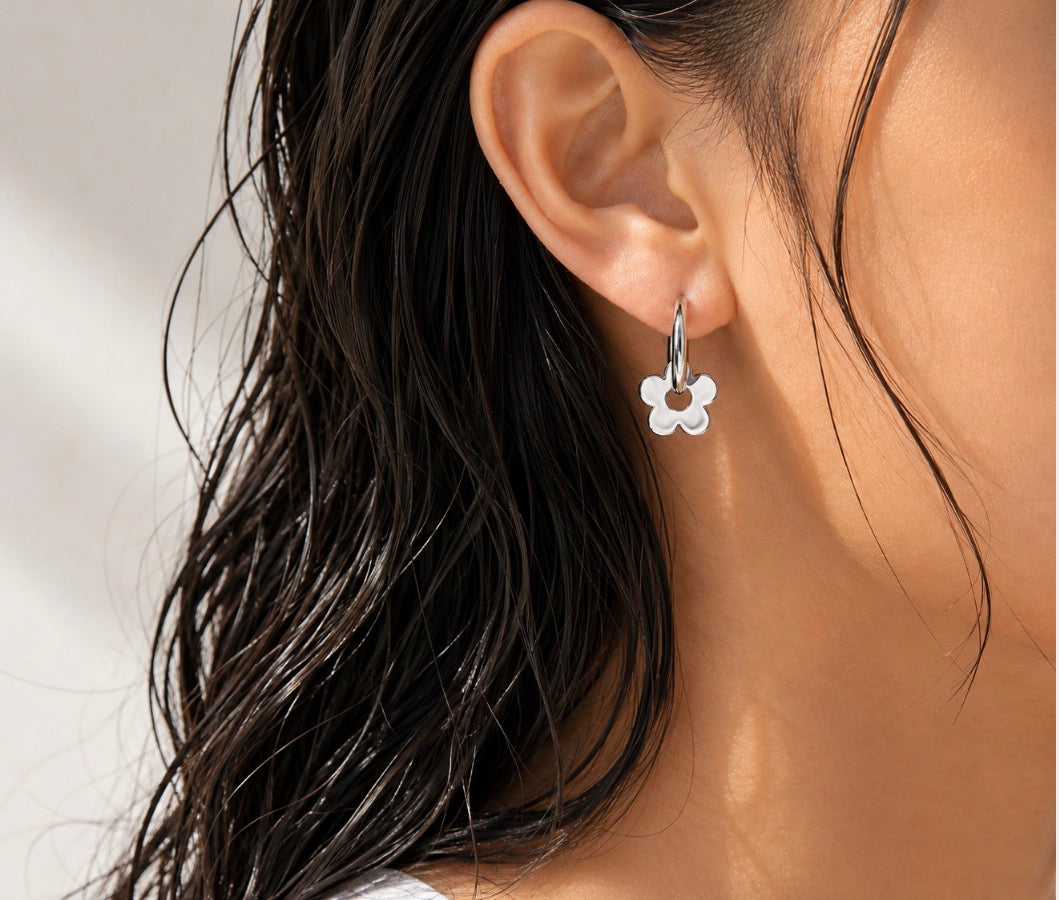 First Date Earrings~Silver