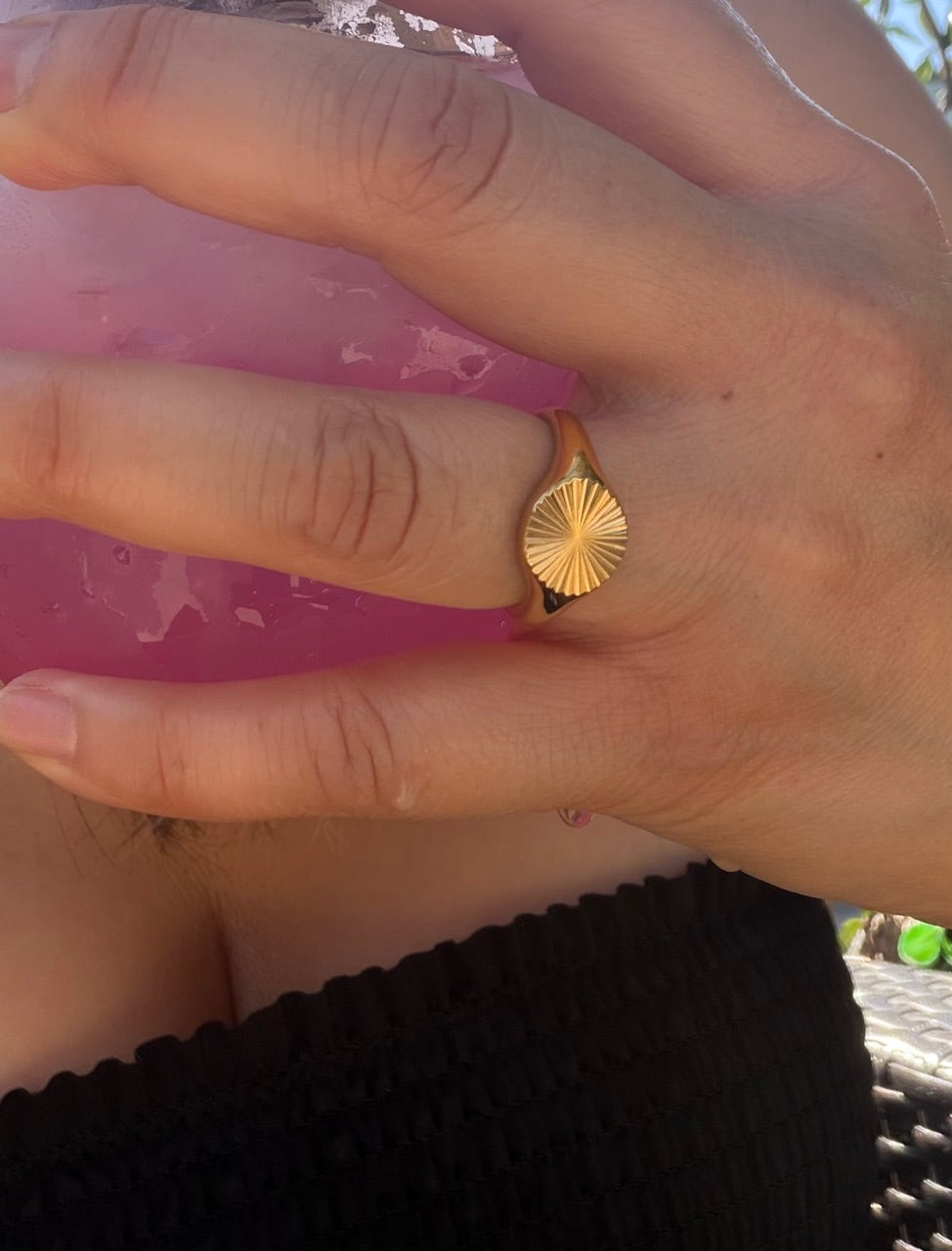 Riven Ring Gold