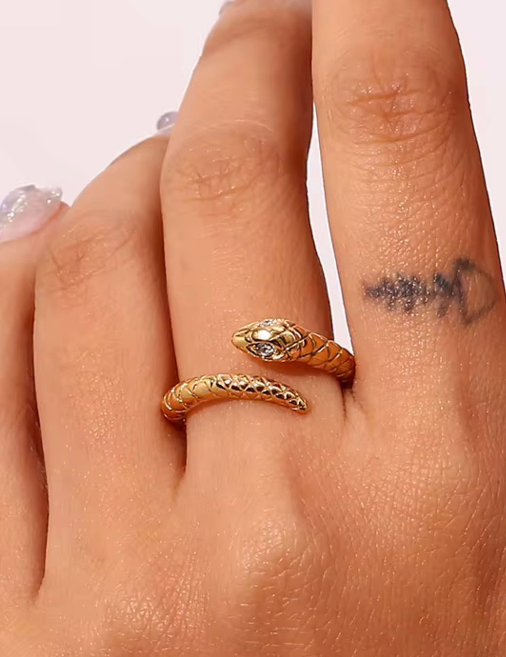 Slyther Ring