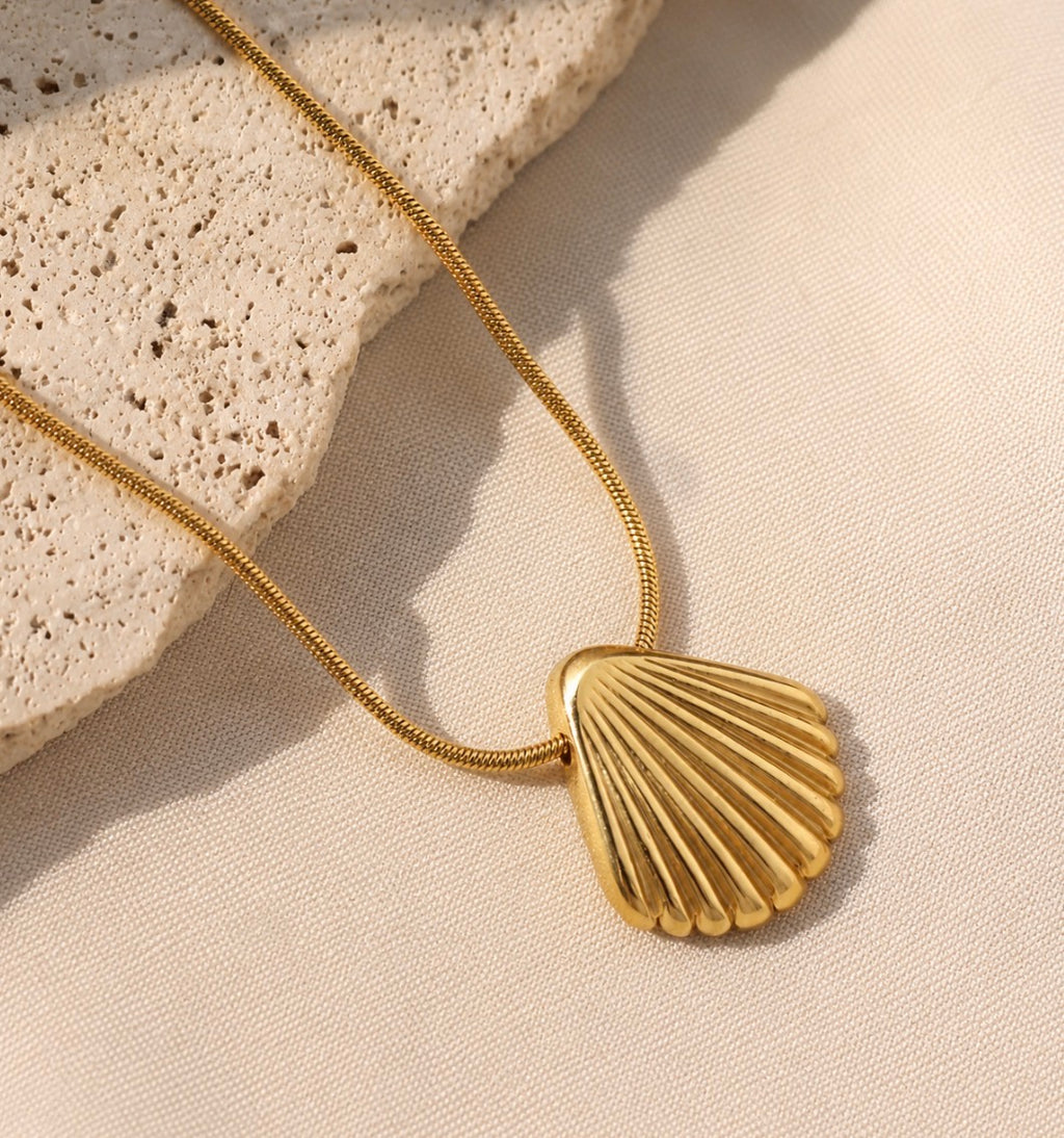 Shellea Necklace