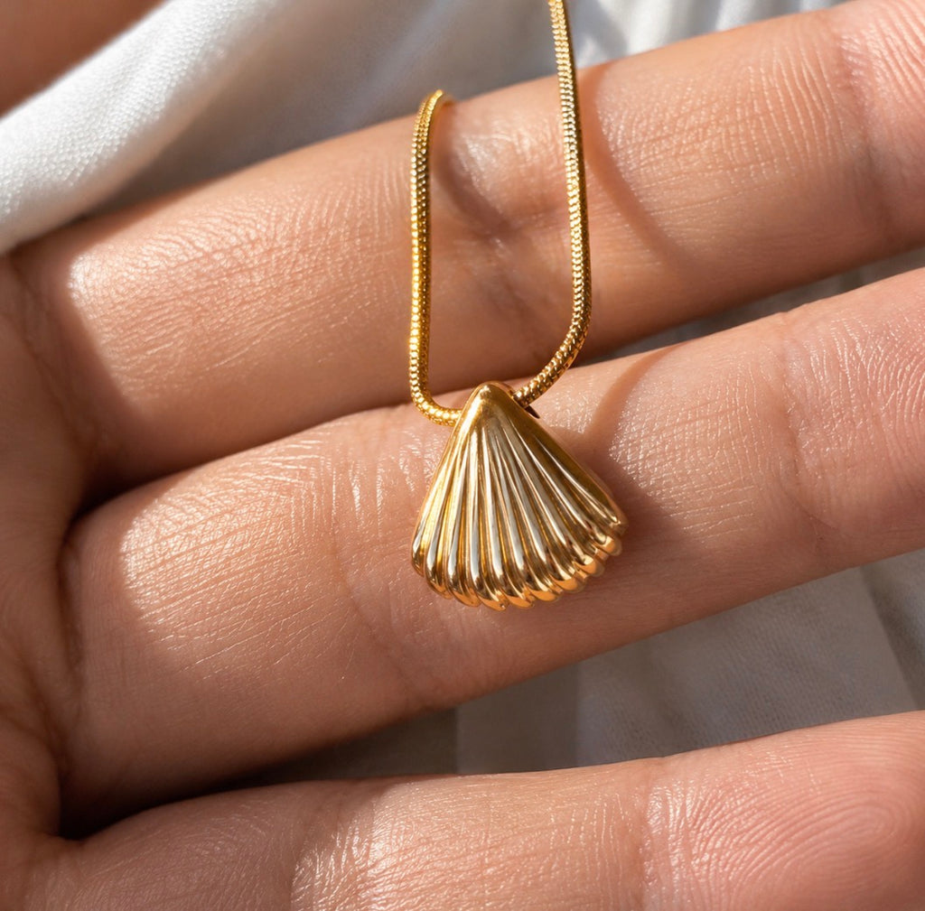 Shellea Necklace
