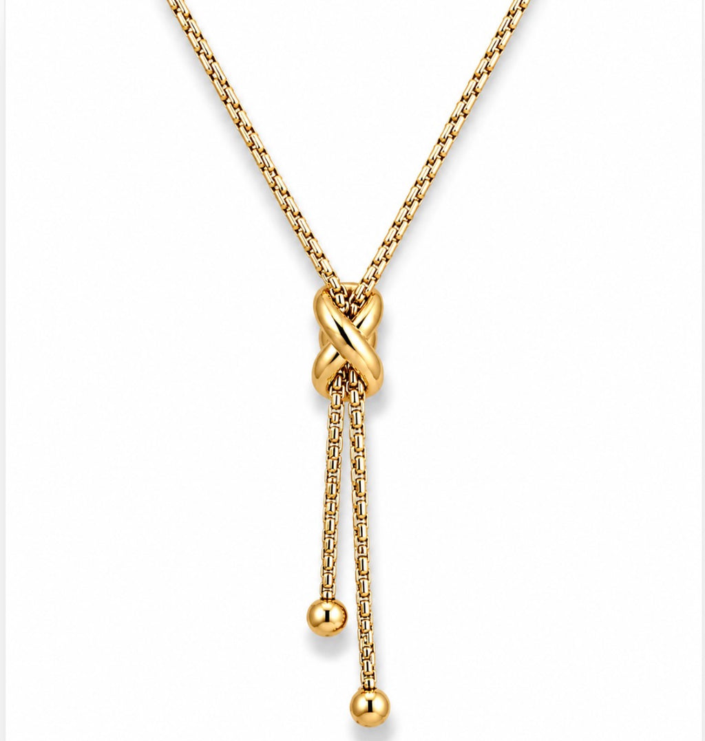 Elara Gold Necklace